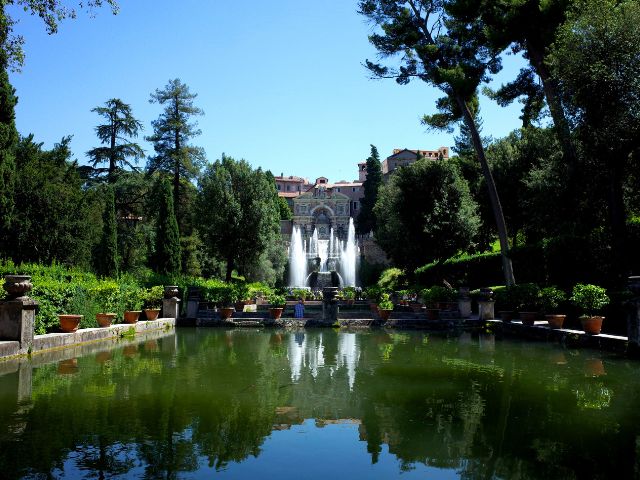 tivoli villa d'este fish ponds