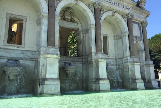 fontanone in rome