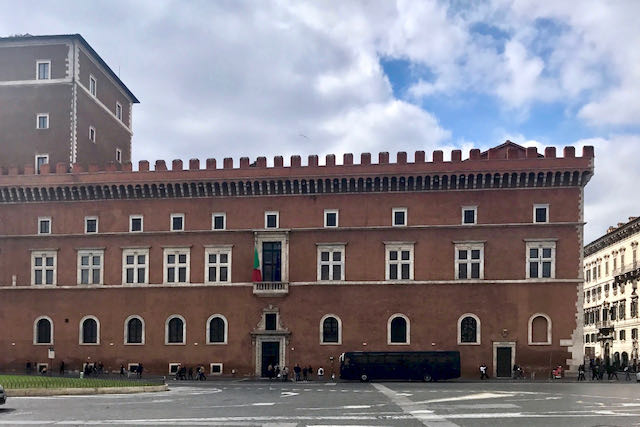 palazzo venezia in rome