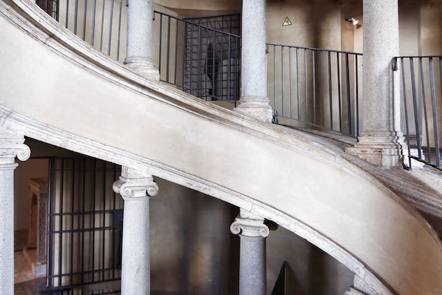 bramante staircase side view