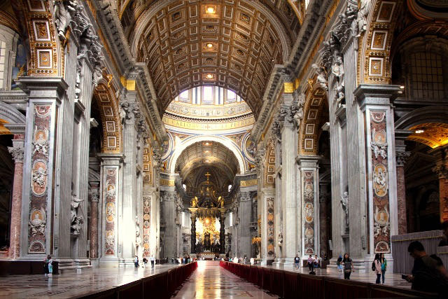 inside st peters basilica